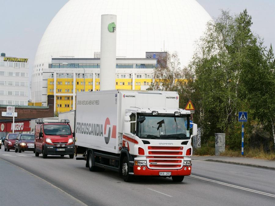  Scania P230 4x2 2004 года  (фото 18 из 30)